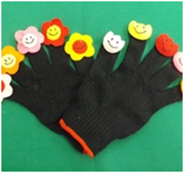 手袋シアター 保育園の出し物で使える手袋シアターの作り方