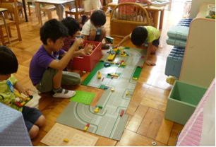５歳児保育 ねらい 月案 指導案と製作遊びなどの室内遊び